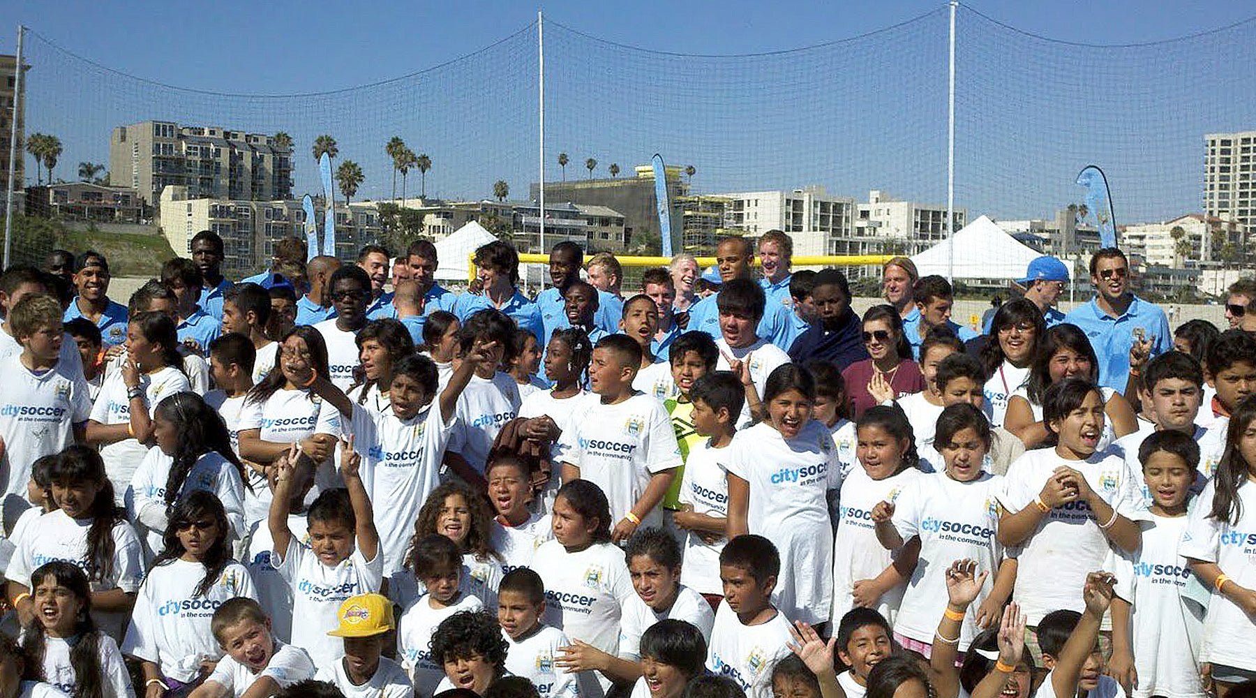 El Día que Manchester City Jugó en la Arena de Long Beach